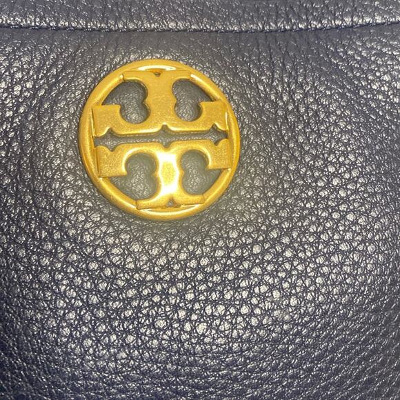 TORY BURCH CHELSEA SLOUCHY BLUE LEATHER TOTE - Picture 4 of 12
